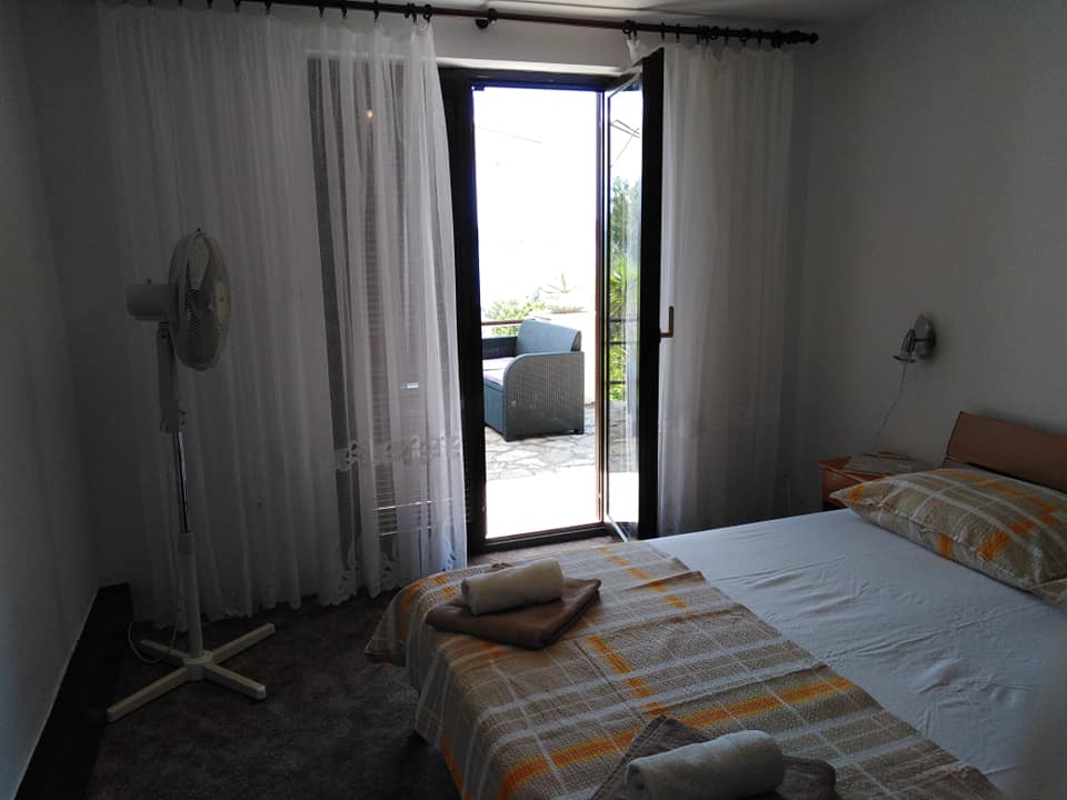 Apartment Ruža - Zavala, Hvar - Croatia